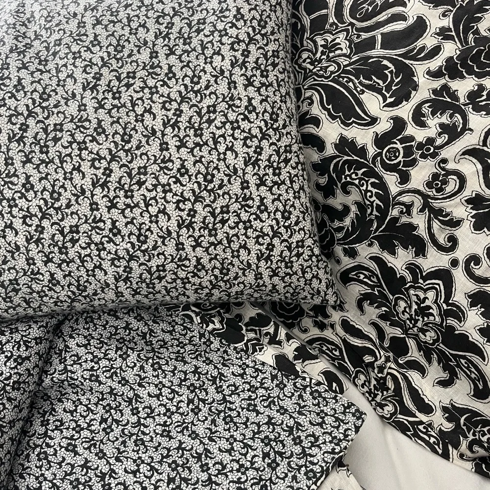 Ethan Allen,  100% linen,Elegant Black and White Floral Bedding Set